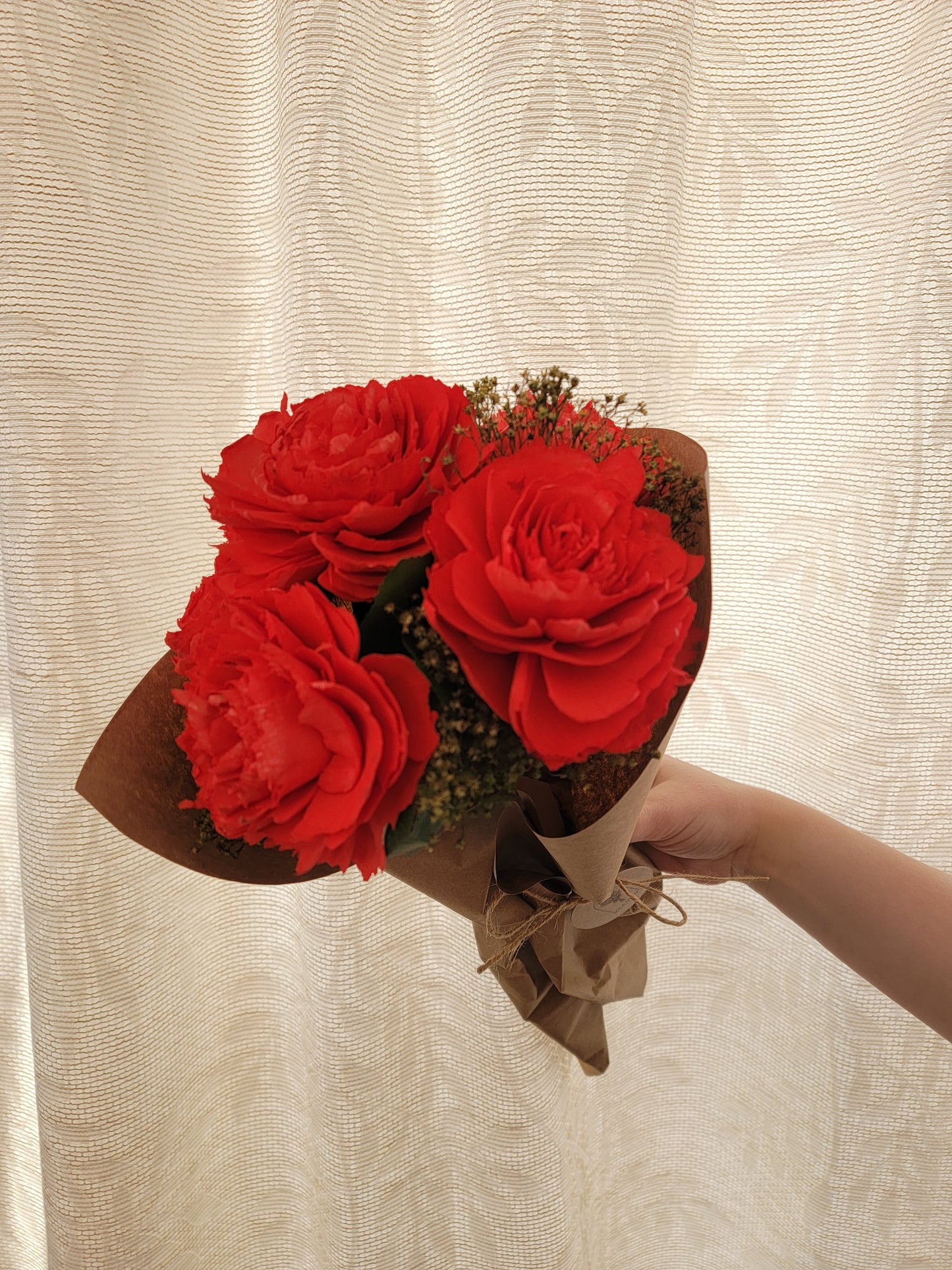Sweetheart Ready-Made Wood Flower Arrangement